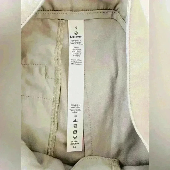 Lululemon This Instant Short Size 4 - Picture 9 of 11